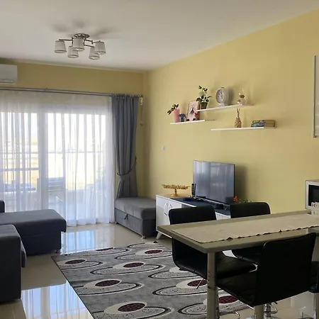 Ceasar &spa Long Apartament Trikomo